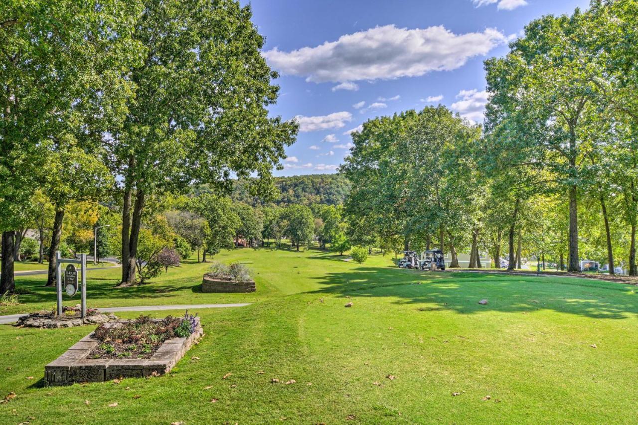 Lavish Branson Escape With Resort And Lake Access Buitenkant foto